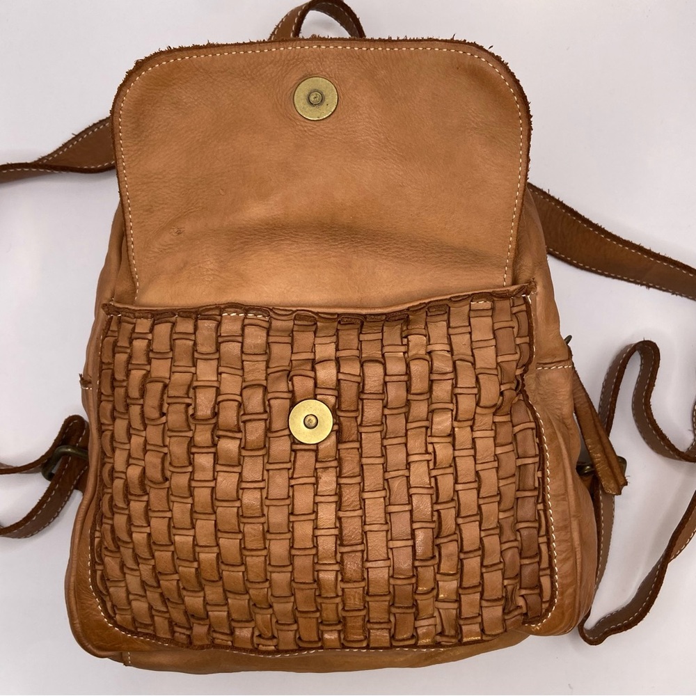 Costanza Rota Italian Woven Leather Backpack - Picture 4 of 16